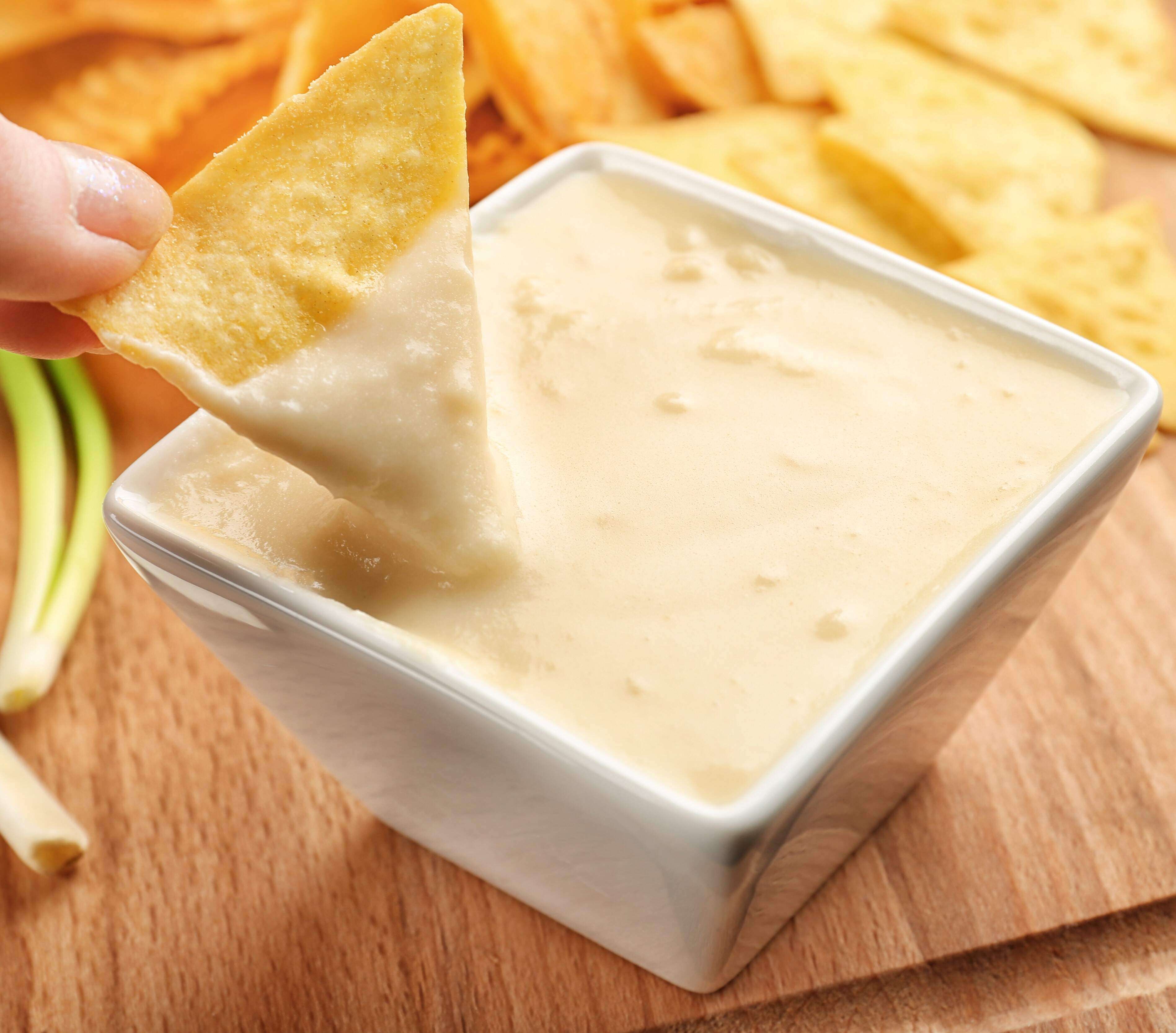 Queso 8oz