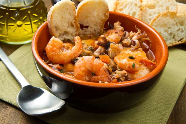 Seafood Soup (Caldo de Mariscos)